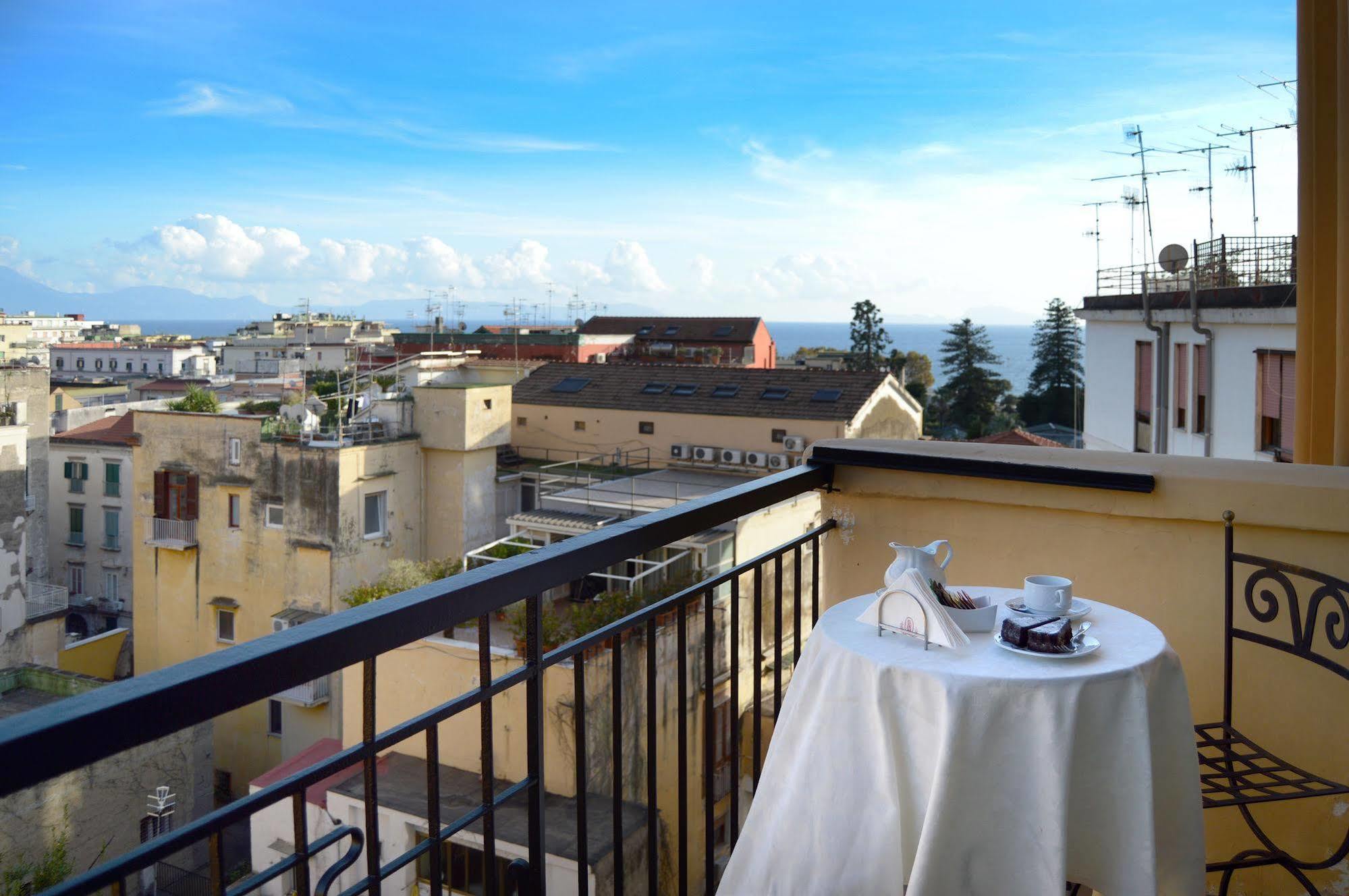 Pinto-Storey Hotel Napoli Dış mekan fotoğraf