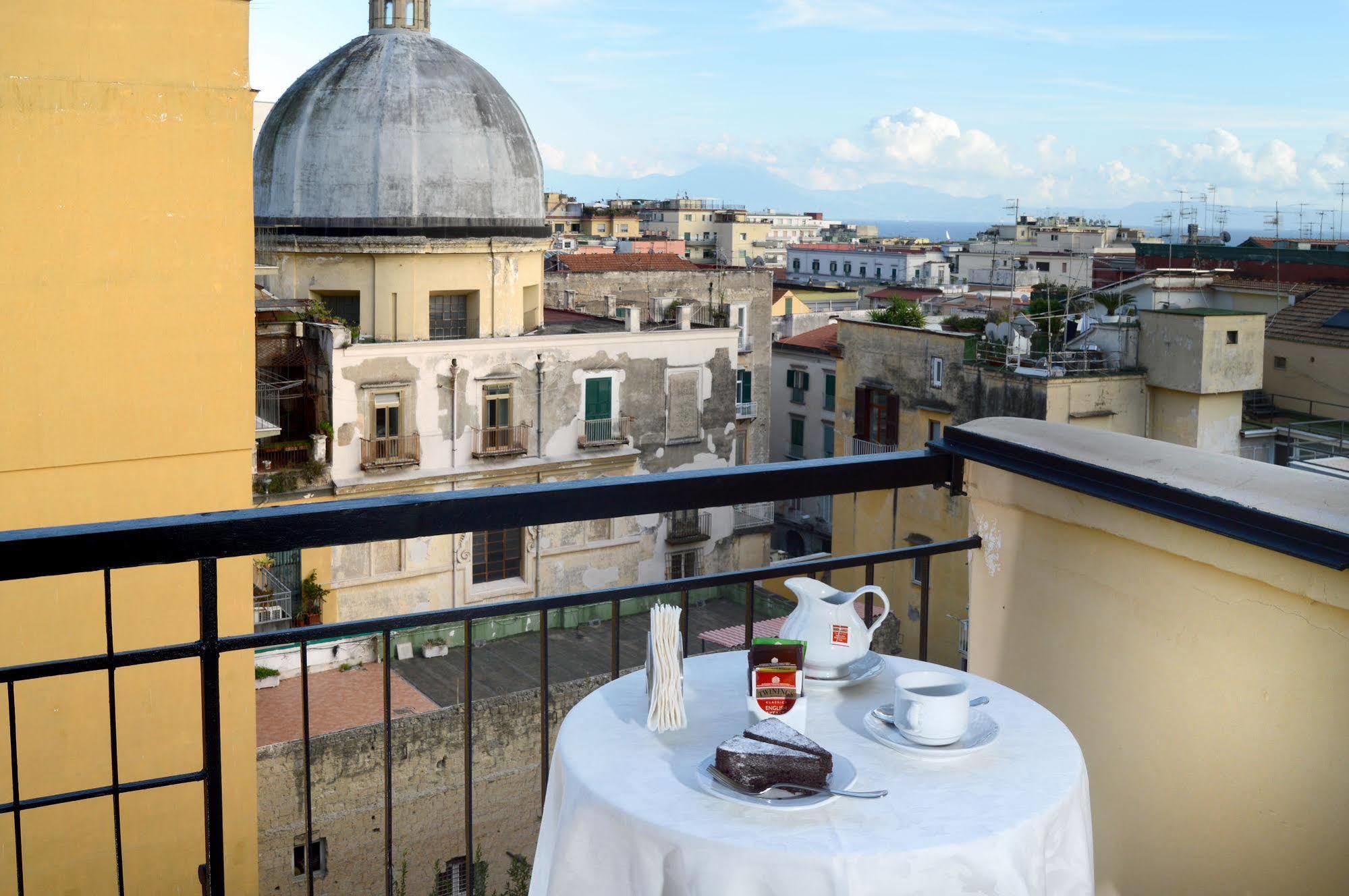 Pinto-Storey Hotel Napoli Dış mekan fotoğraf