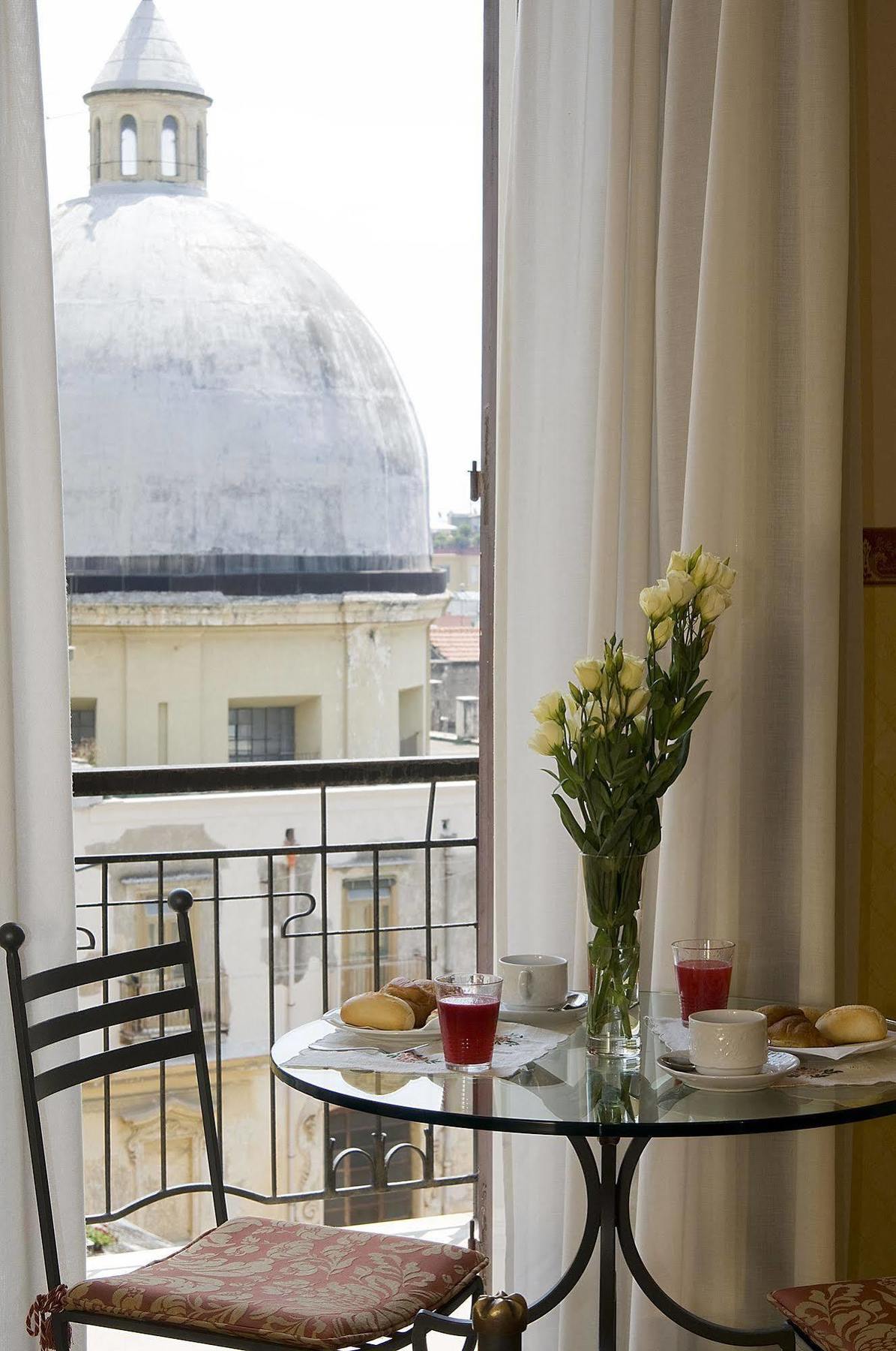 Pinto-Storey Hotel Napoli Dış mekan fotoğraf